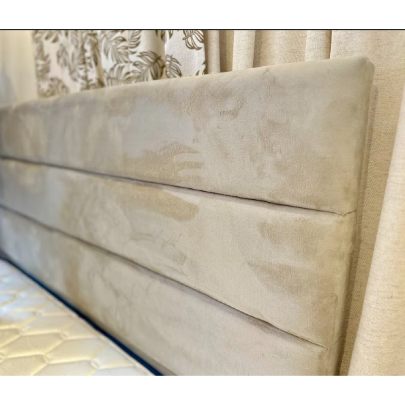 Respaldo tapizado canelon horizontal  ancho 1,40 mts